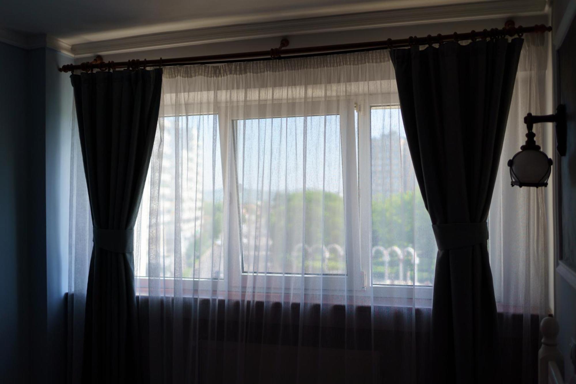 Pasiro Aparthotel Alba Iulia Exterior foto